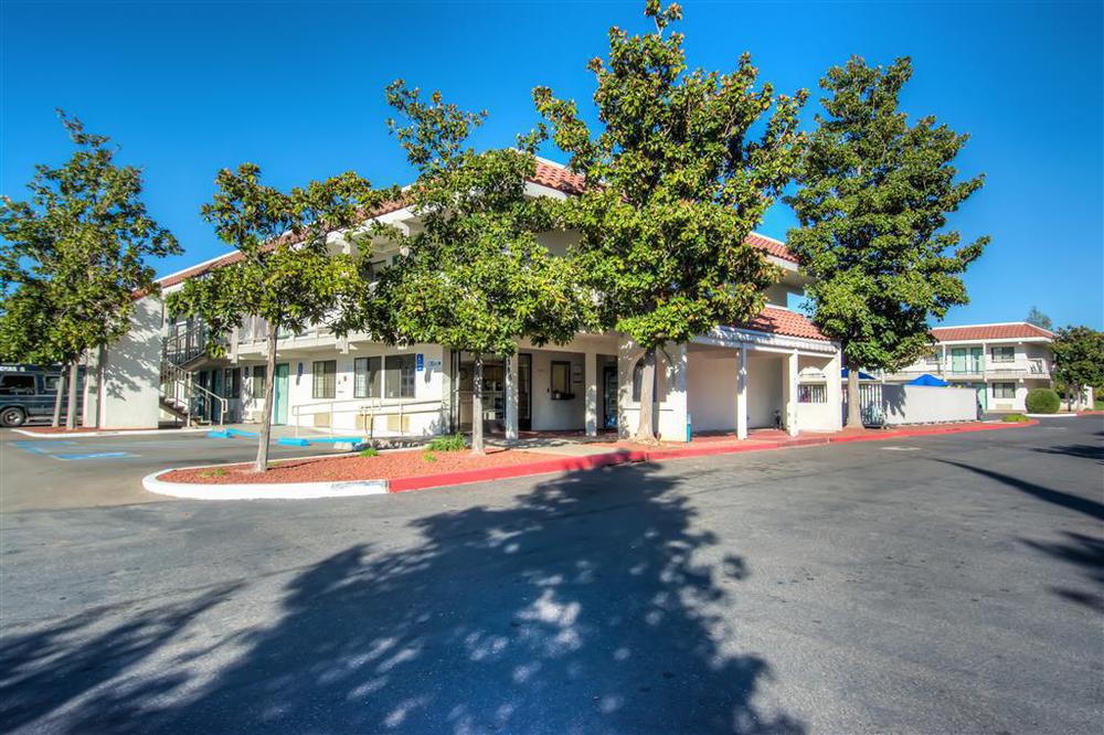 Motel 6-Redding, Ca - South Esterno foto