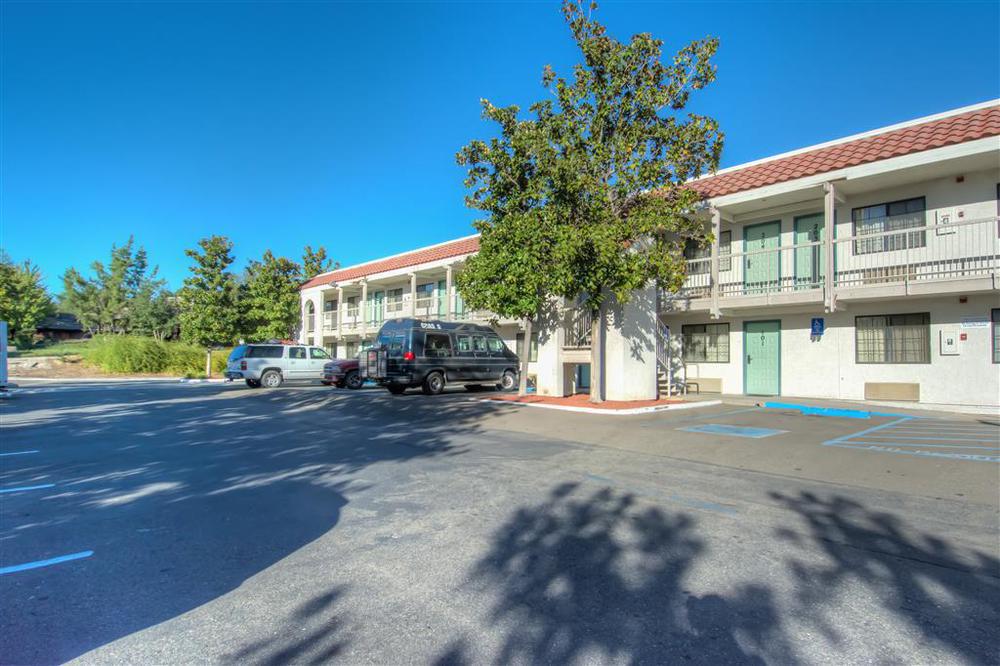 Motel 6-Redding, Ca - South Esterno foto