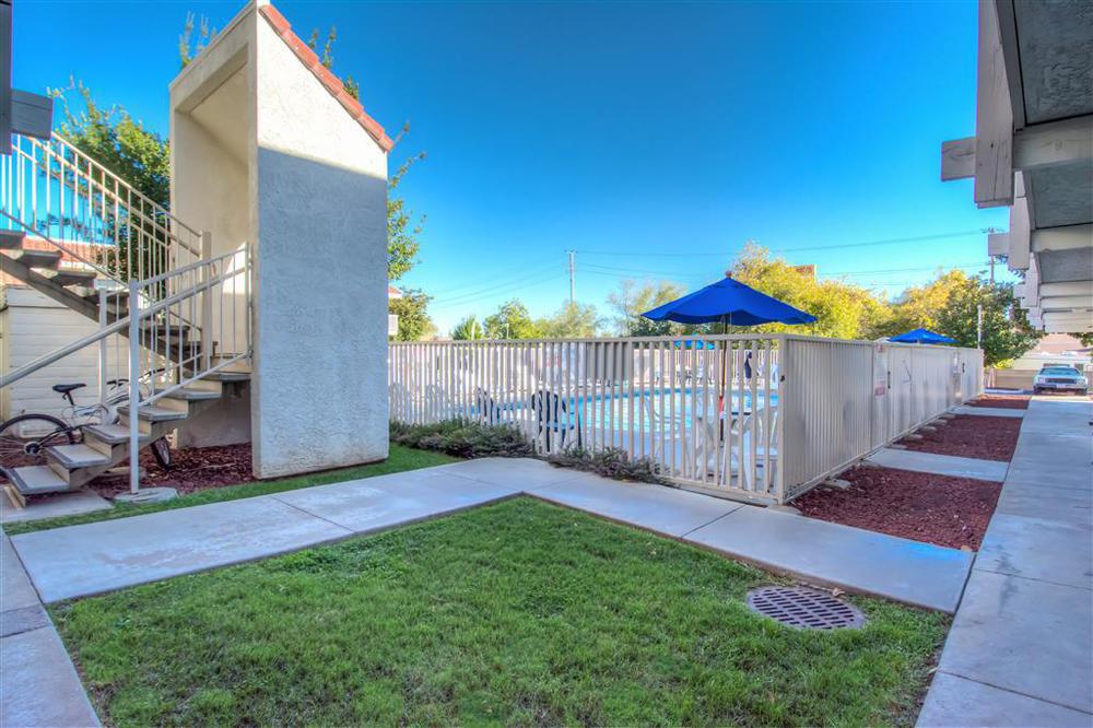 Motel 6-Redding, Ca - South Esterno foto