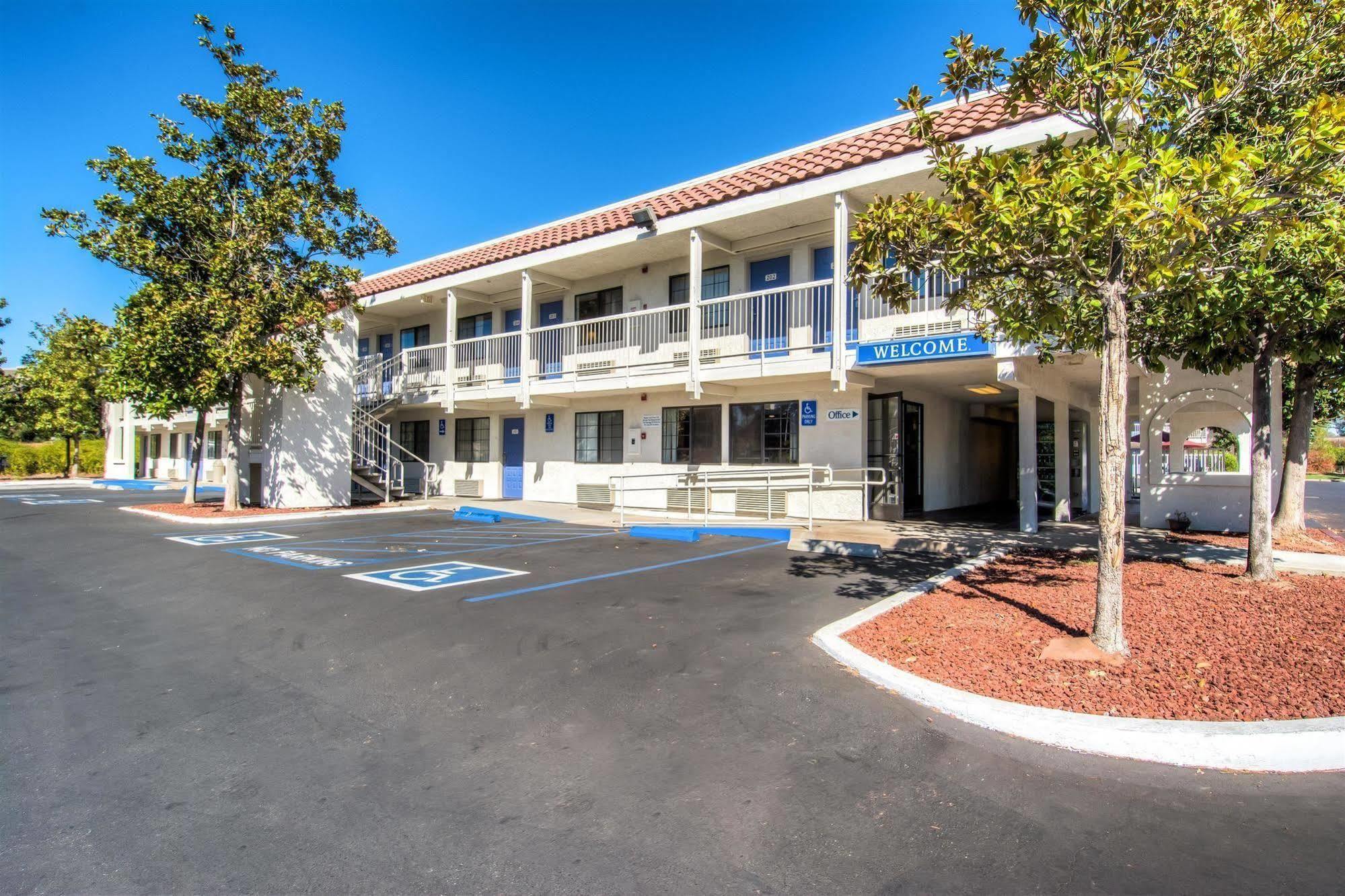 Motel 6-Redding, Ca - South Esterno foto
