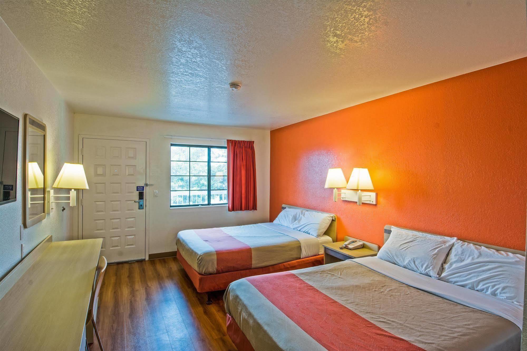 Motel 6-Redding, Ca - South Esterno foto