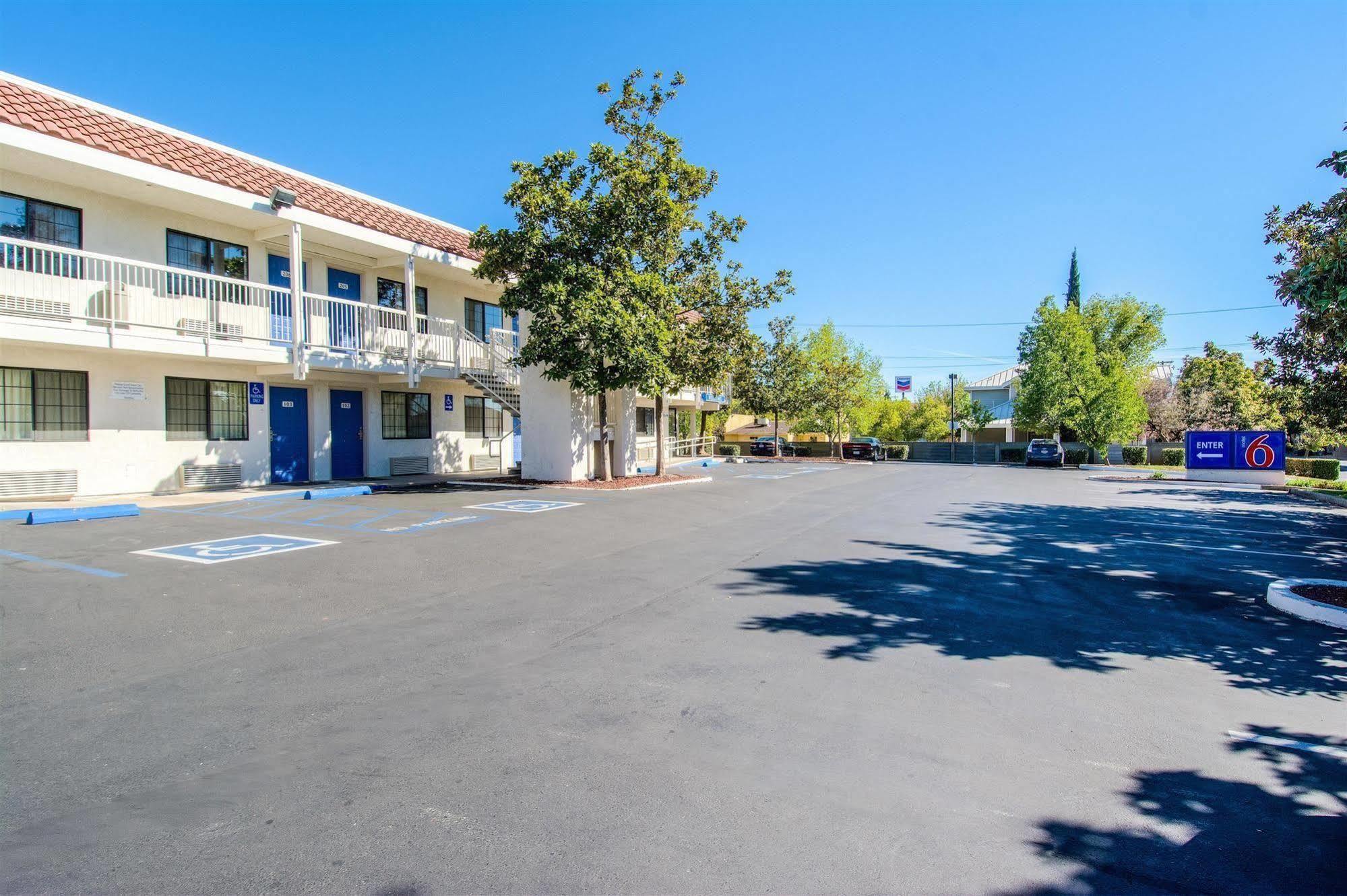 Motel 6-Redding, Ca - South Esterno foto