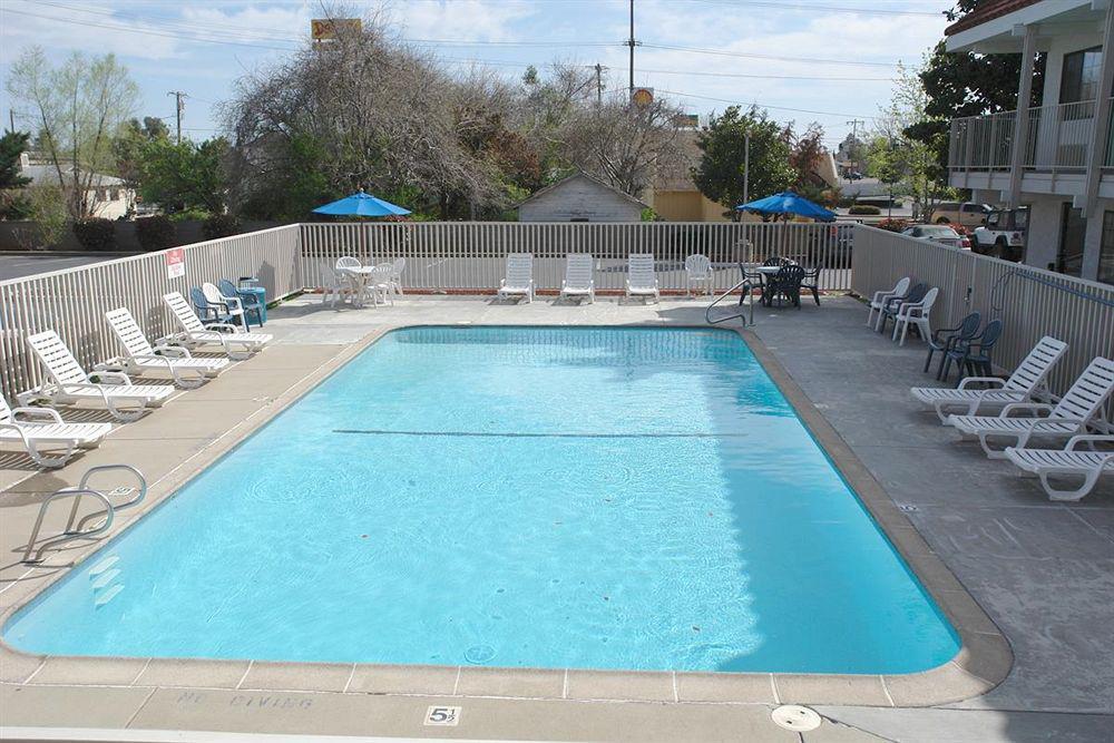 Motel 6-Redding, Ca - South Esterno foto