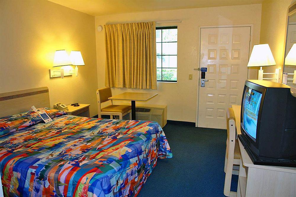 Motel 6-Redding, Ca - South Esterno foto